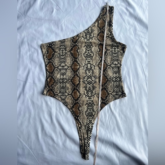 Snakeprint One Shoulder Tank Bodysuit Large - Picture 9 of 10